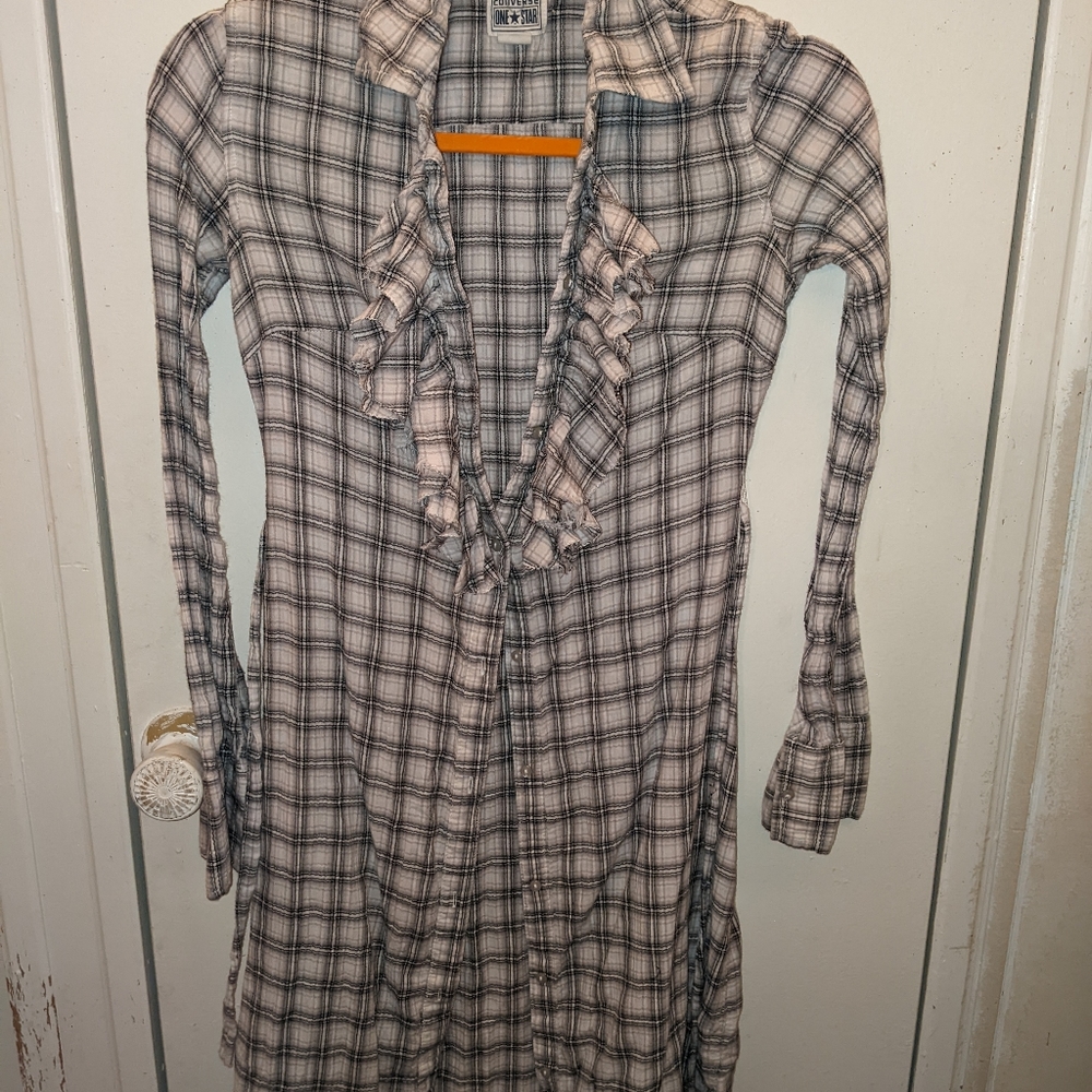CONVERSE ONE⭐STAR KNEE LENGTH SHIRT